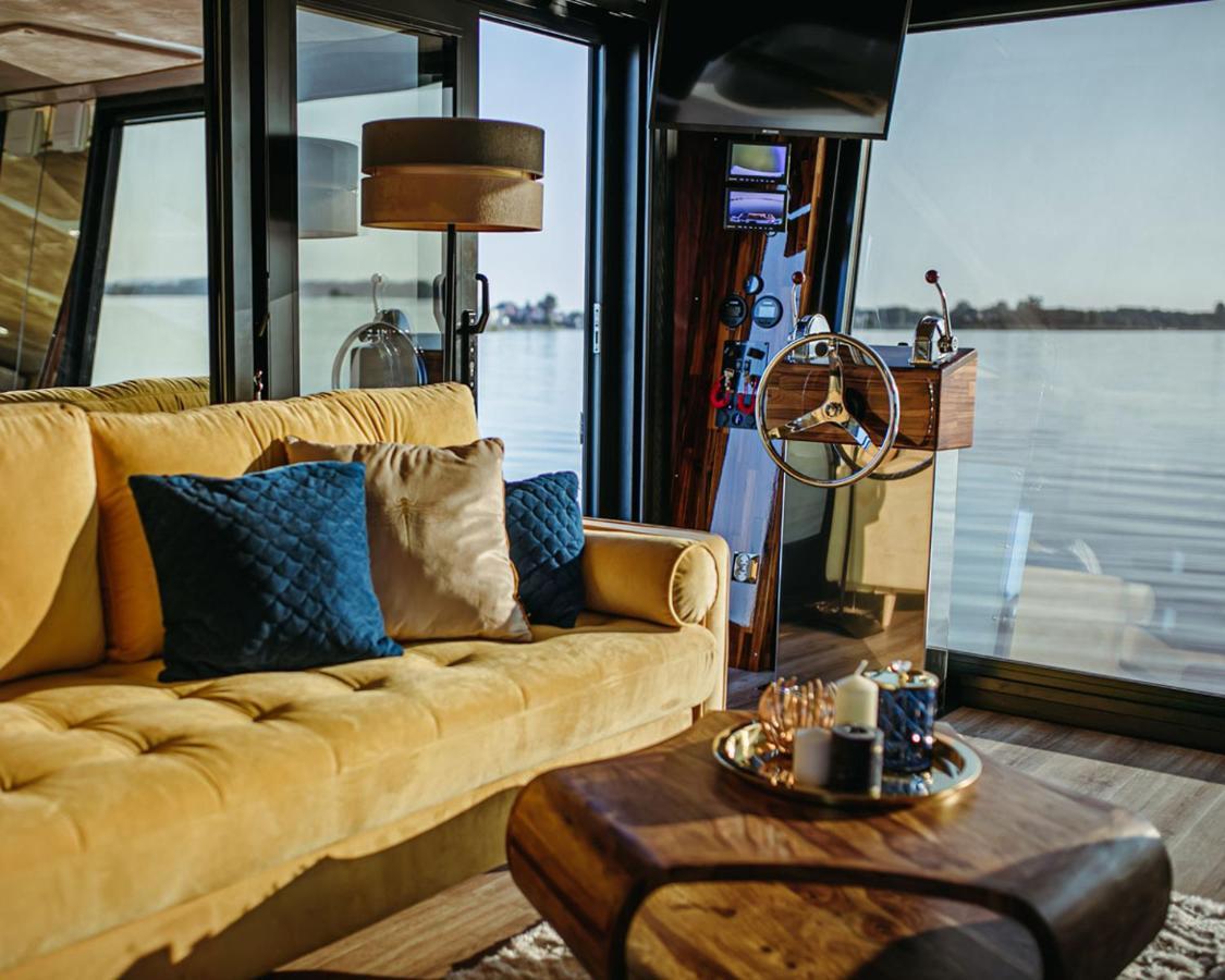 Hausboot Mit Traumlage In Luebeck-Travemuende Ξενοδοχείο Εξωτερικό φωτογραφία